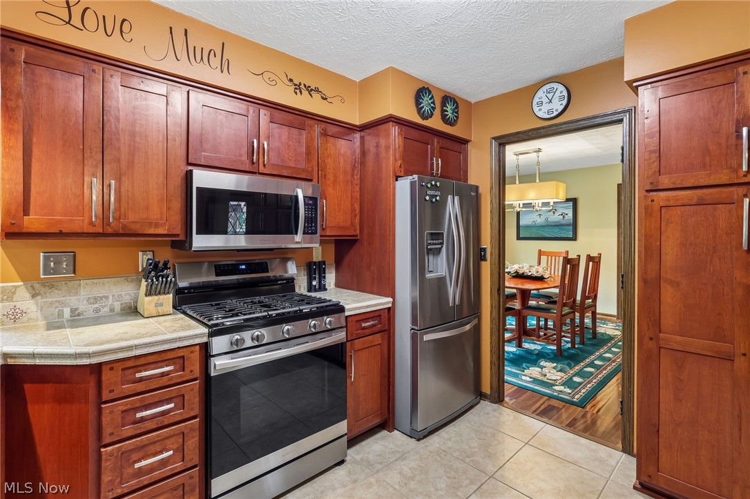 1572 Willoughby Drive Wooster OH 44691