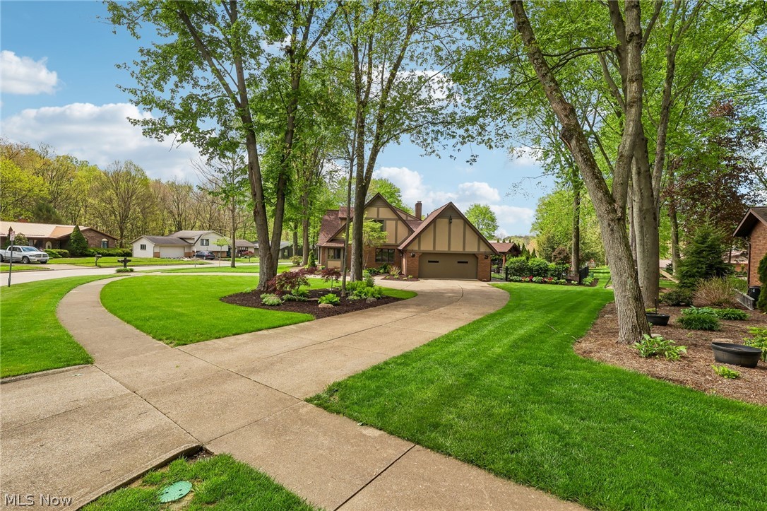 1572 Willoughby Drive Wooster OH 44691