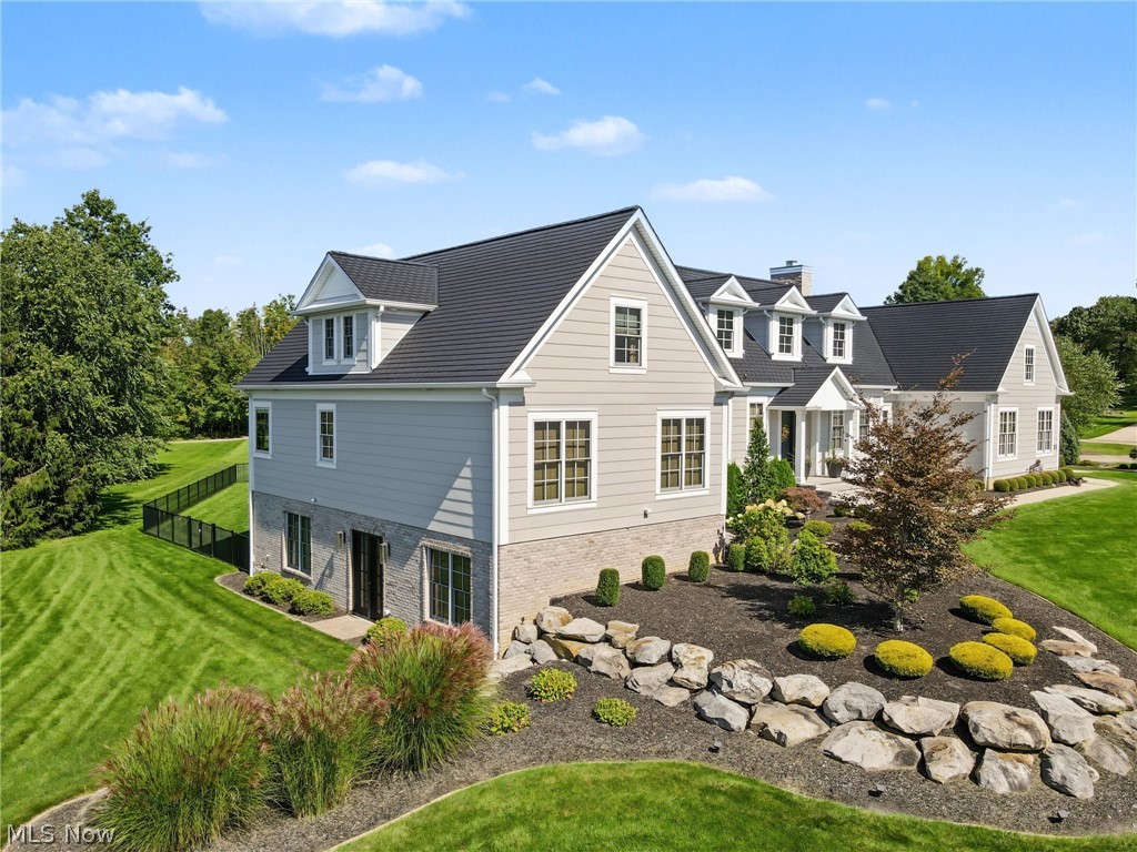 2288 Heritage Trail Poland OH 44514