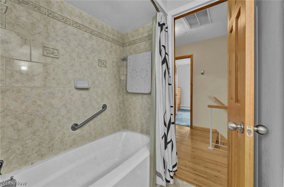 3109 Fair Oaks Drive Norton OH 44203