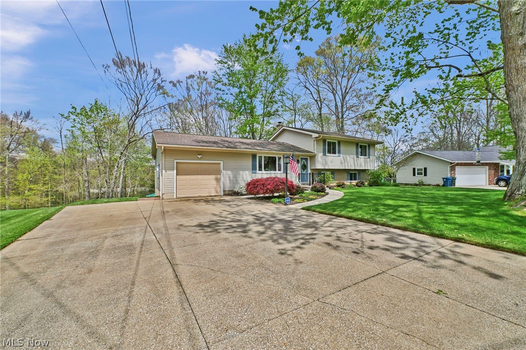 3109 Fair Oaks Drive Norton OH 44203