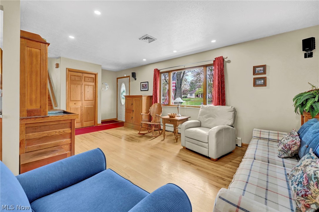 3109 Fair Oaks Drive Norton OH 44203