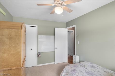 9300 Cambridge Drive Parma OH 44129