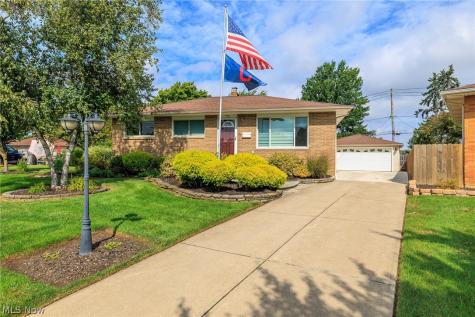 9300 Cambridge Drive Parma OH 44129
