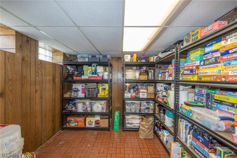 9300 Cambridge Drive Parma OH 44129