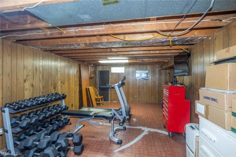 9300 Cambridge Drive Parma OH 44129