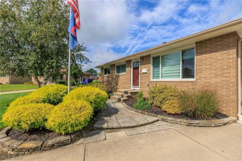 9300 Cambridge Drive Parma OH 44129