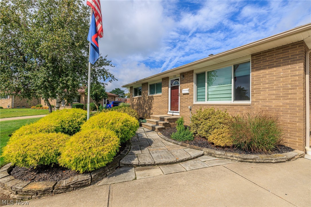 9300 Cambridge Drive Parma OH 44129