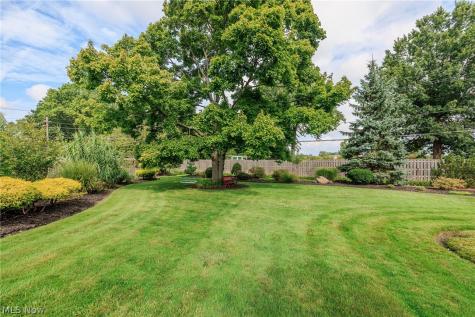 9300 Cambridge Drive Parma OH 44129