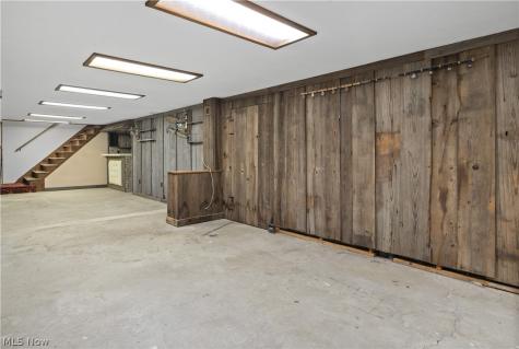 814 S Logan Street Elyria OH 44035
