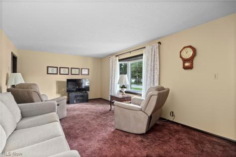 814 S Logan Street Elyria OH 44035