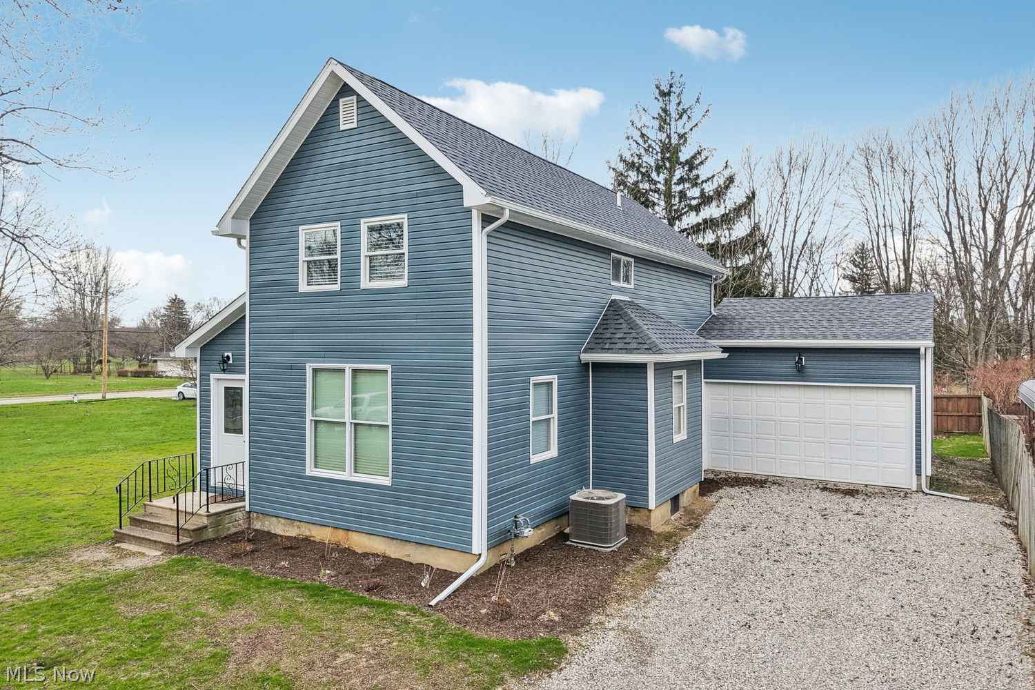 407 Barker Street Wellington OH 44090