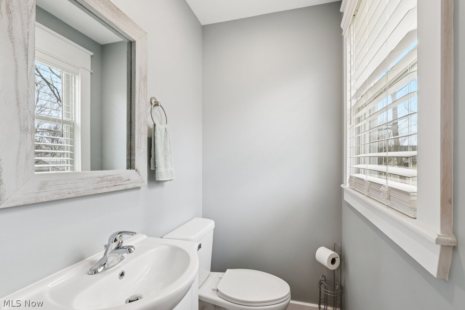 407 Barker Street Wellington OH 44090