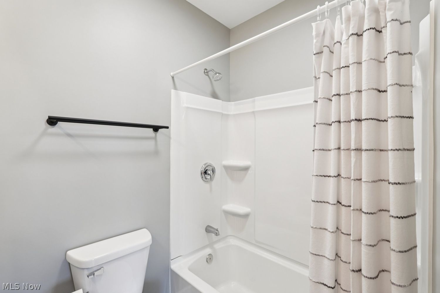 407 Barker Street Wellington OH 44090