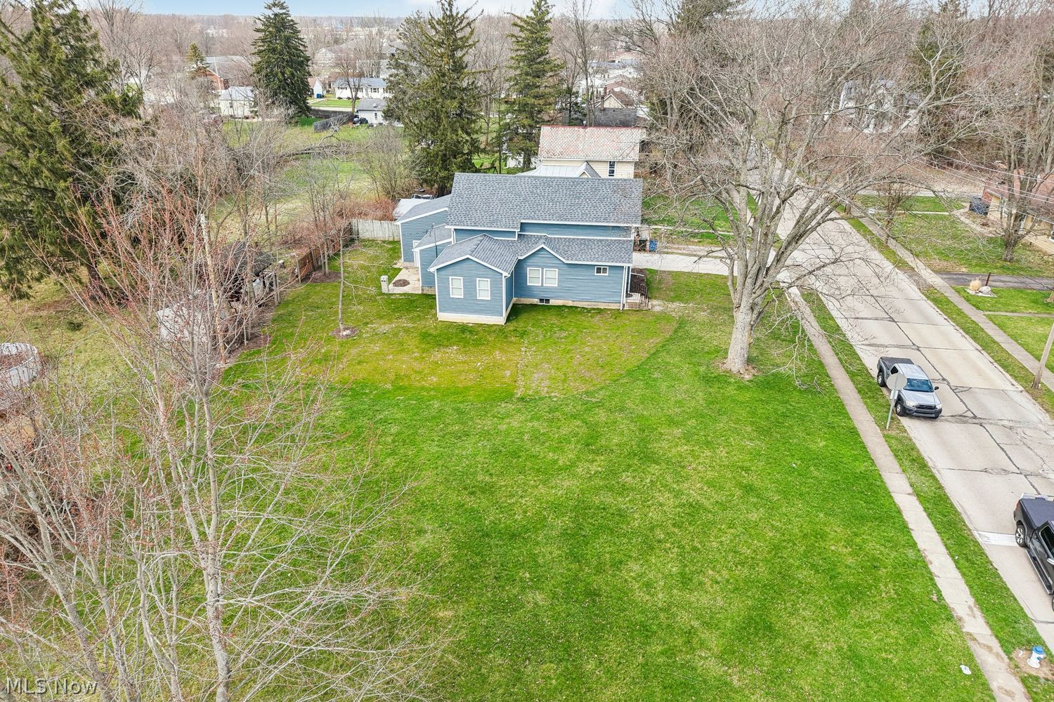 407 Barker Street Wellington OH 44090
