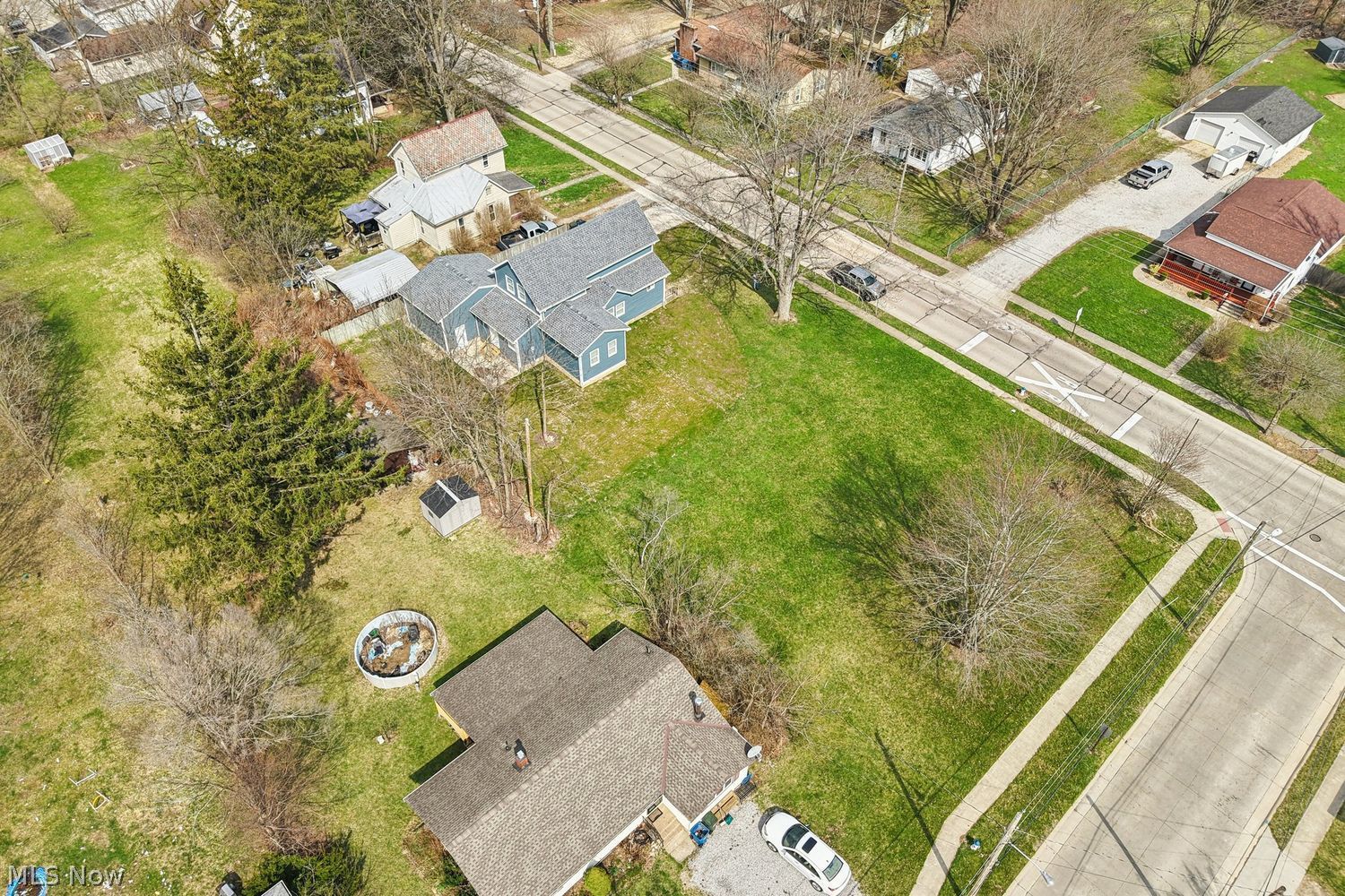 407 Barker Street Wellington OH 44090
