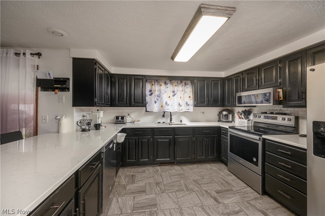 606 10th Drive NW New Philadelphia OH 44663