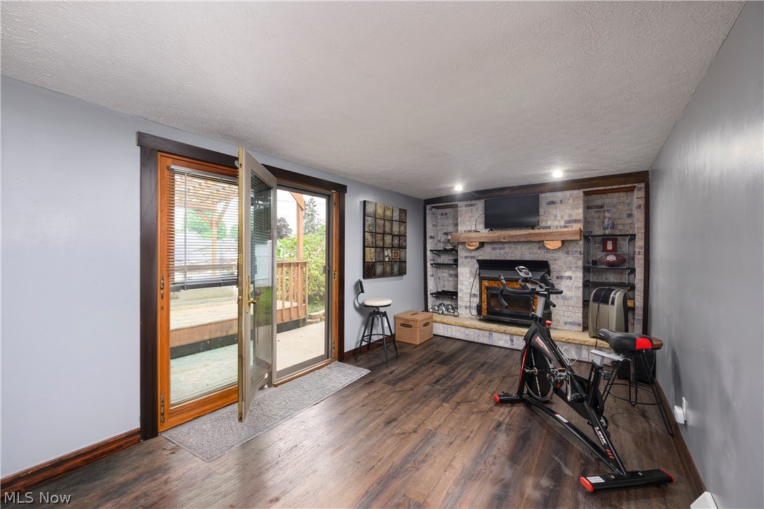 606 10th Drive NW New Philadelphia OH 44663