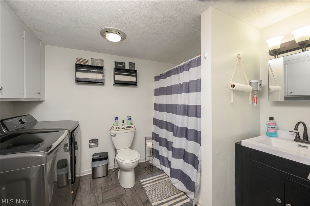 606 10th Drive NW New Philadelphia OH 44663