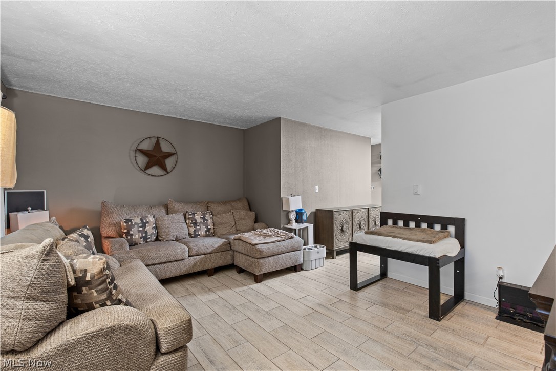 62120 Rolling Hills Lane Shadyside OH 43947