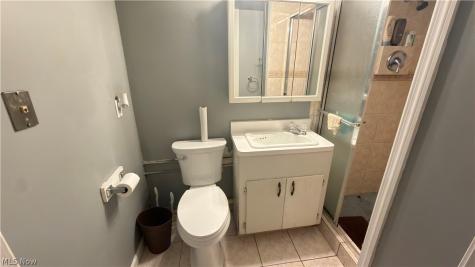 20706 Raymond Street Maple Heights OH 44137