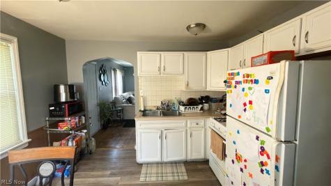 20706 Raymond Street Maple Heights OH 44137