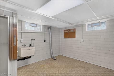 601 Lincoln Street SE Minerva OH 44657