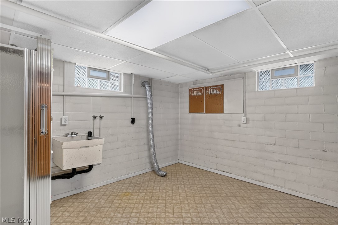 601 Lincoln Street SE Minerva OH 44657