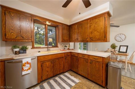 1602 Schneider Street NW North Canton OH 44720