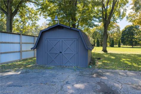 1602 Schneider Street NW North Canton OH 44720