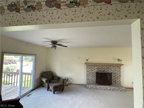 4325 Kemary Avenue SW Navarre OH 44662