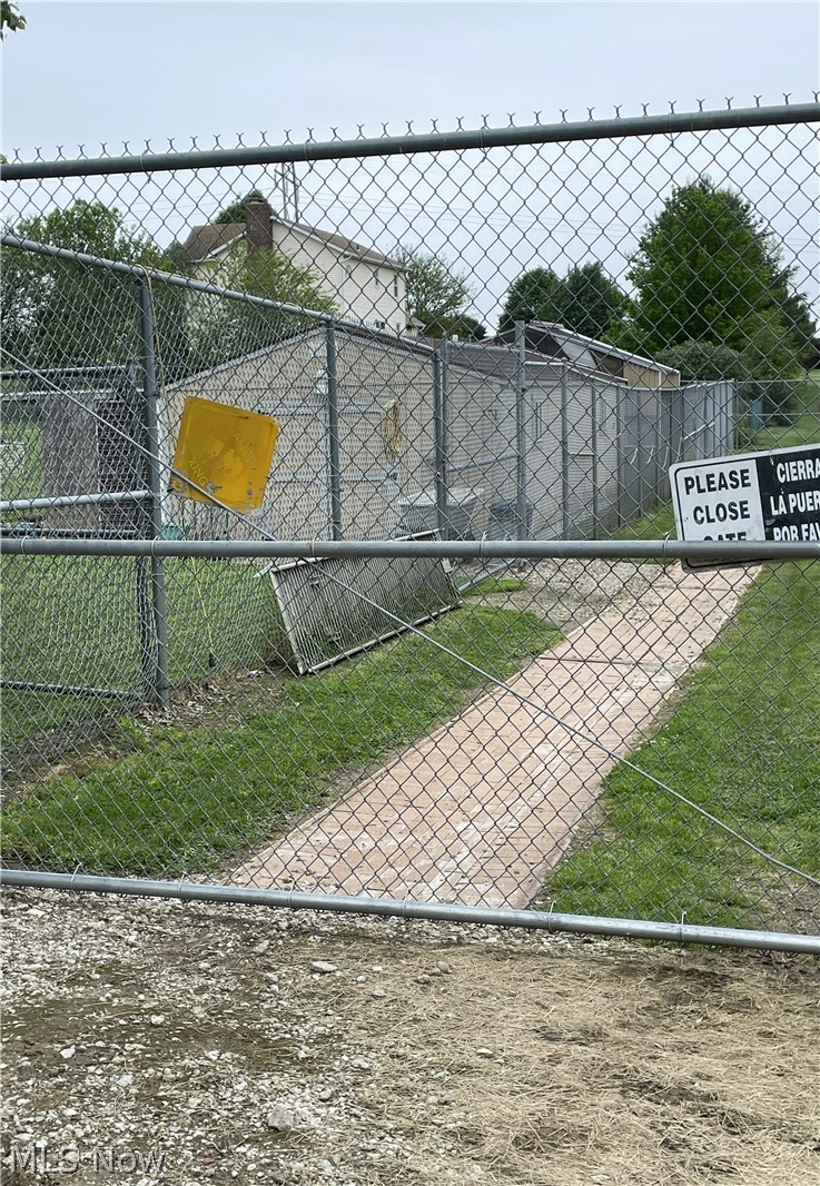 4325 Kemary Avenue SW Navarre OH 44662