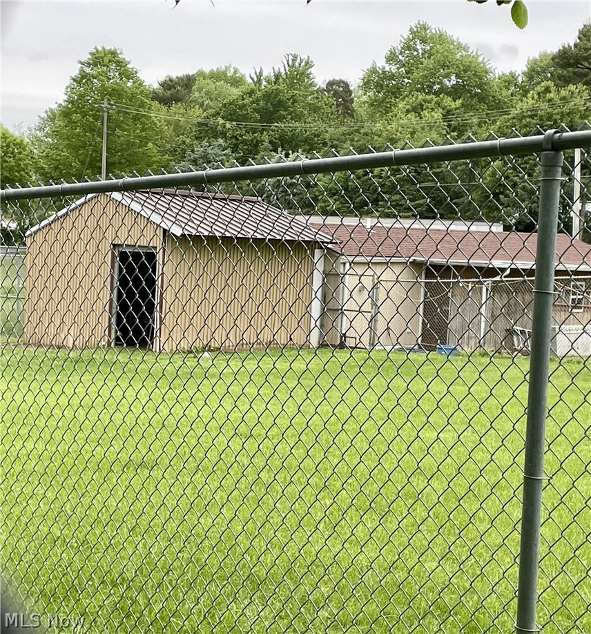 4325 Kemary Avenue SW Navarre OH 44662