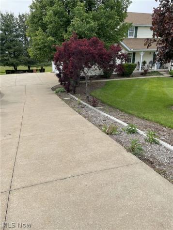 4325 Kemary Avenue SW Navarre OH 44662
