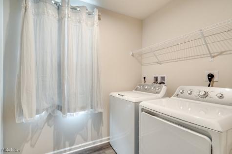 221 River Run Drive Elyria OH 44035