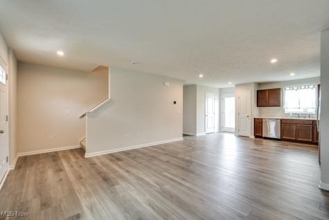 221 River Run Drive Elyria OH 44035