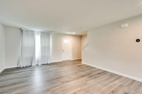 221 River Run Drive Elyria OH 44035