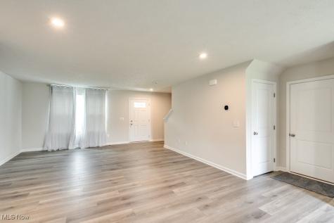 221 River Run Drive Elyria OH 44035