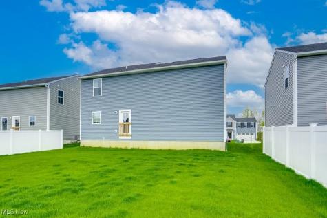 221 River Run Drive Elyria OH 44035