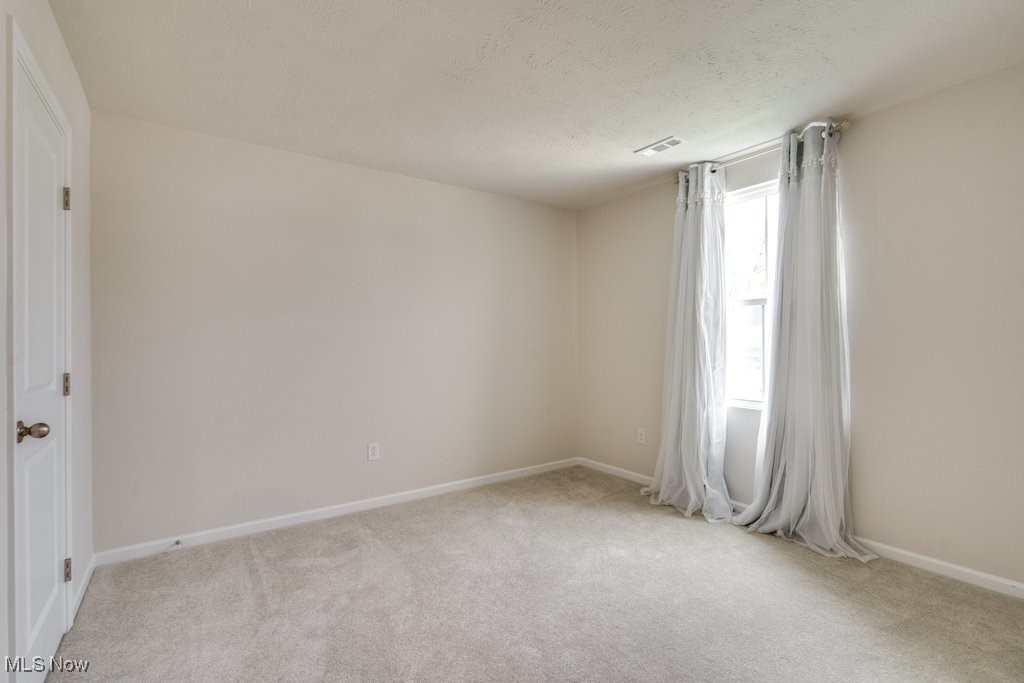 221 River Run Drive Elyria OH 44035