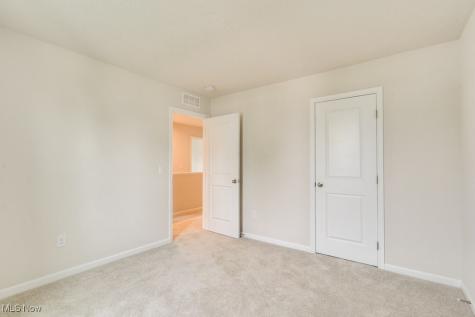 221 River Run Drive Elyria OH 44035