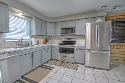 2829 8th Street NW Canton OH 44708