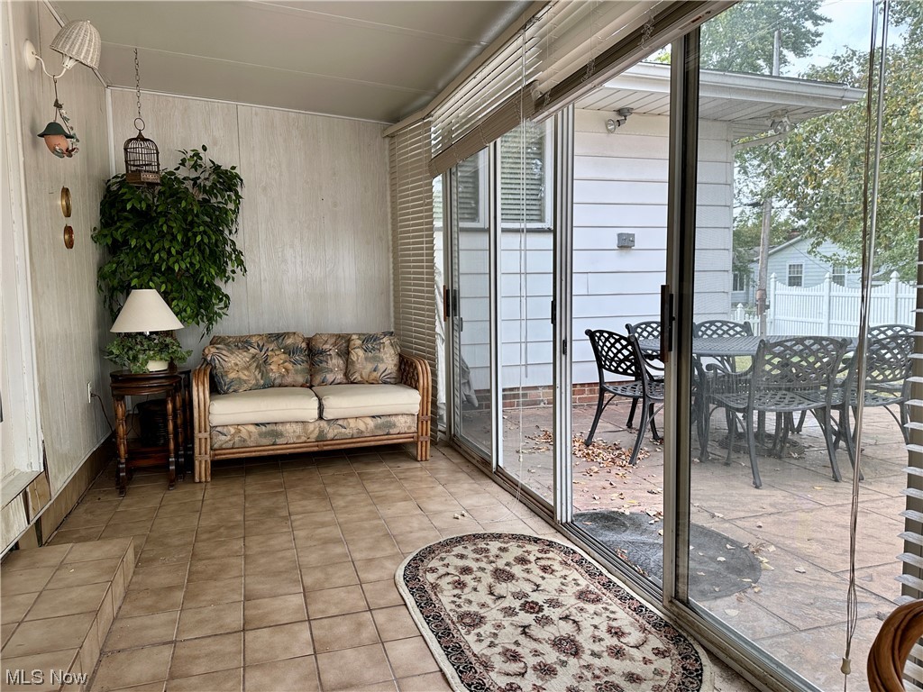 6472 Brookhill Drive Garfield Heights OH 44125
