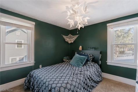 2679 N Bender Avenue Akron OH 44319