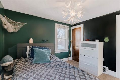 2679 N Bender Avenue Akron OH 44319