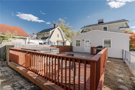 2679 N Bender Avenue Akron OH 44319