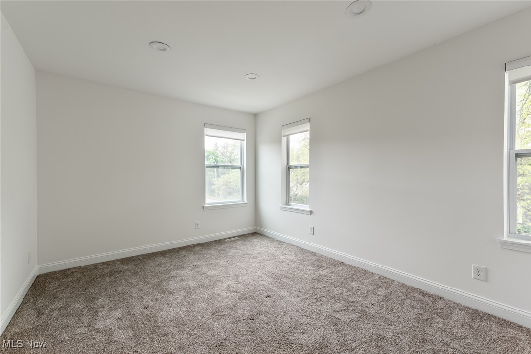 1777 W 57th Cleveland OH 44102