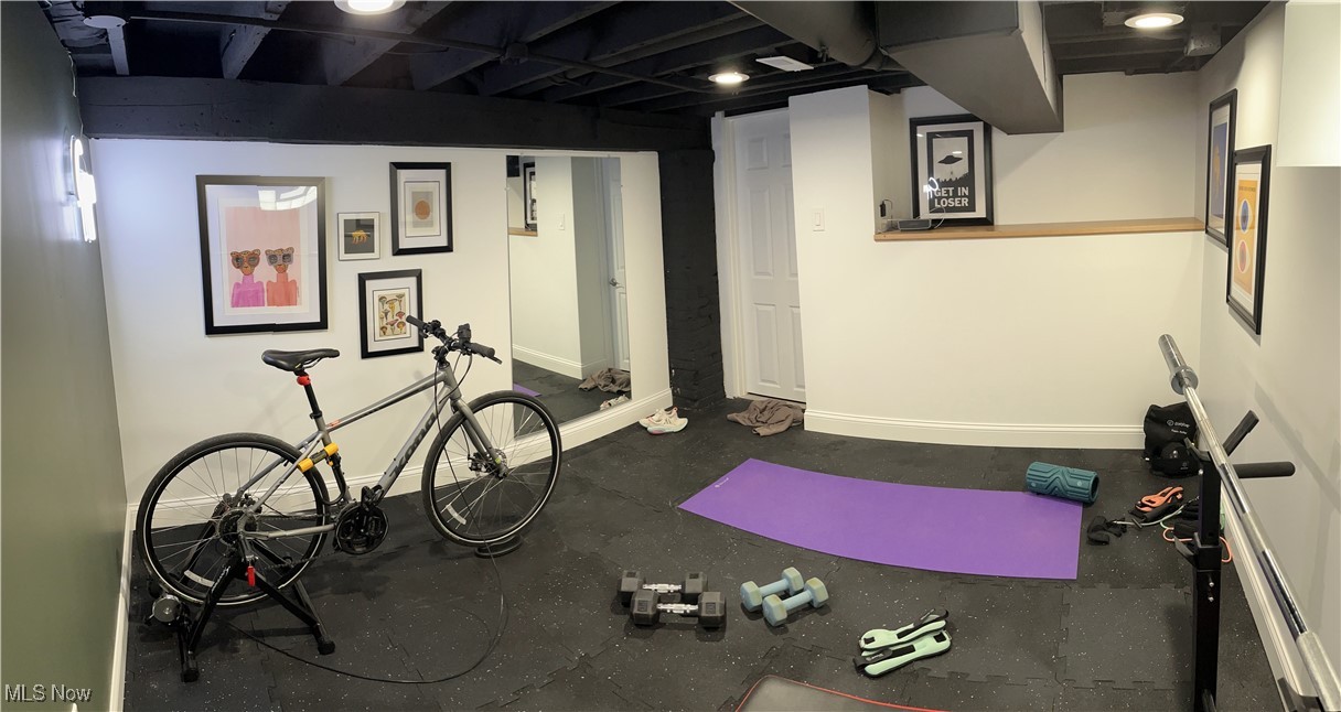 1777 W 57th Cleveland OH 44102