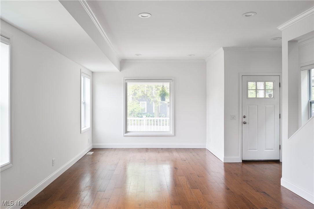 1777 W 57th Cleveland OH 44102