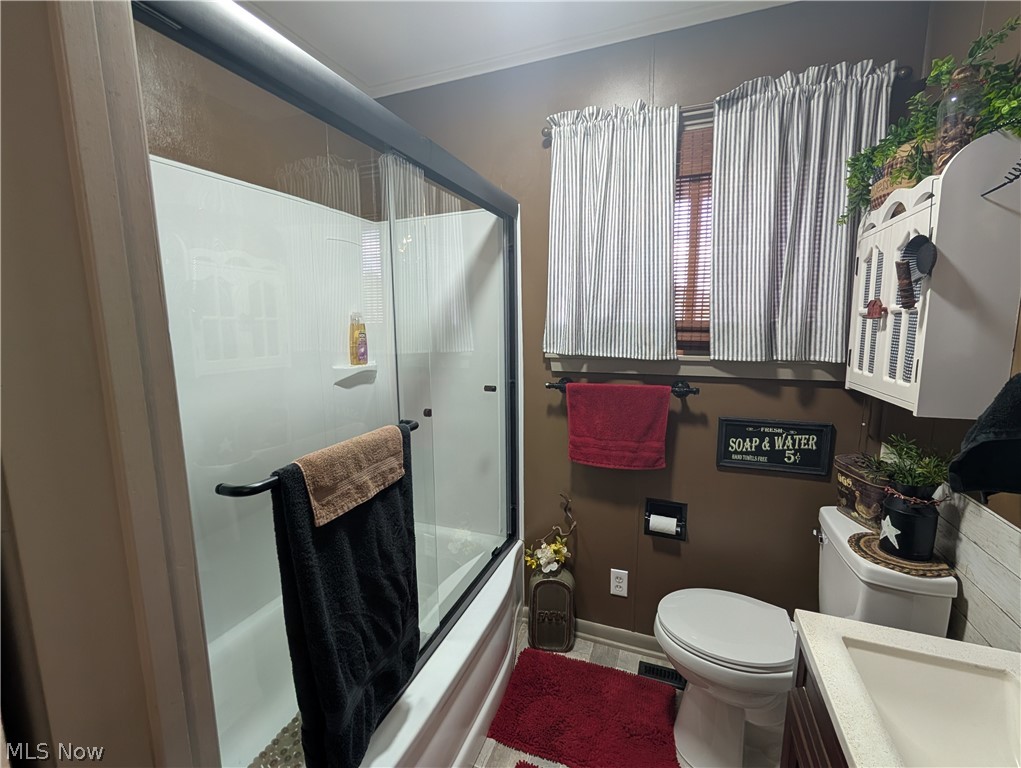 228 Crowley Drive Roseville OH 43777